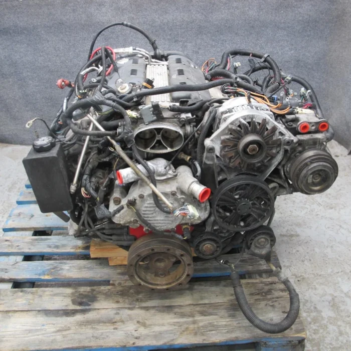 1992 Chevrolet Corvette C4 5.7L LT1 V8 engine 4 1992 Chevrolet Corvette C4 5.7L LT1 V8 engine 4
